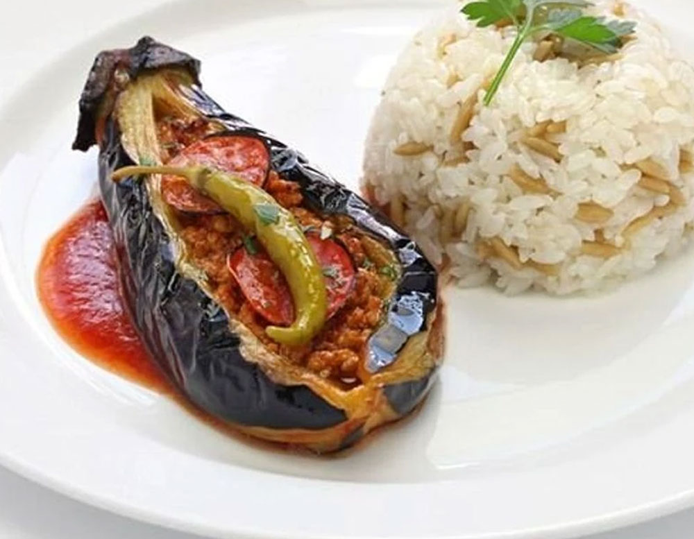 Karnıyarık + Pilav + Cacık